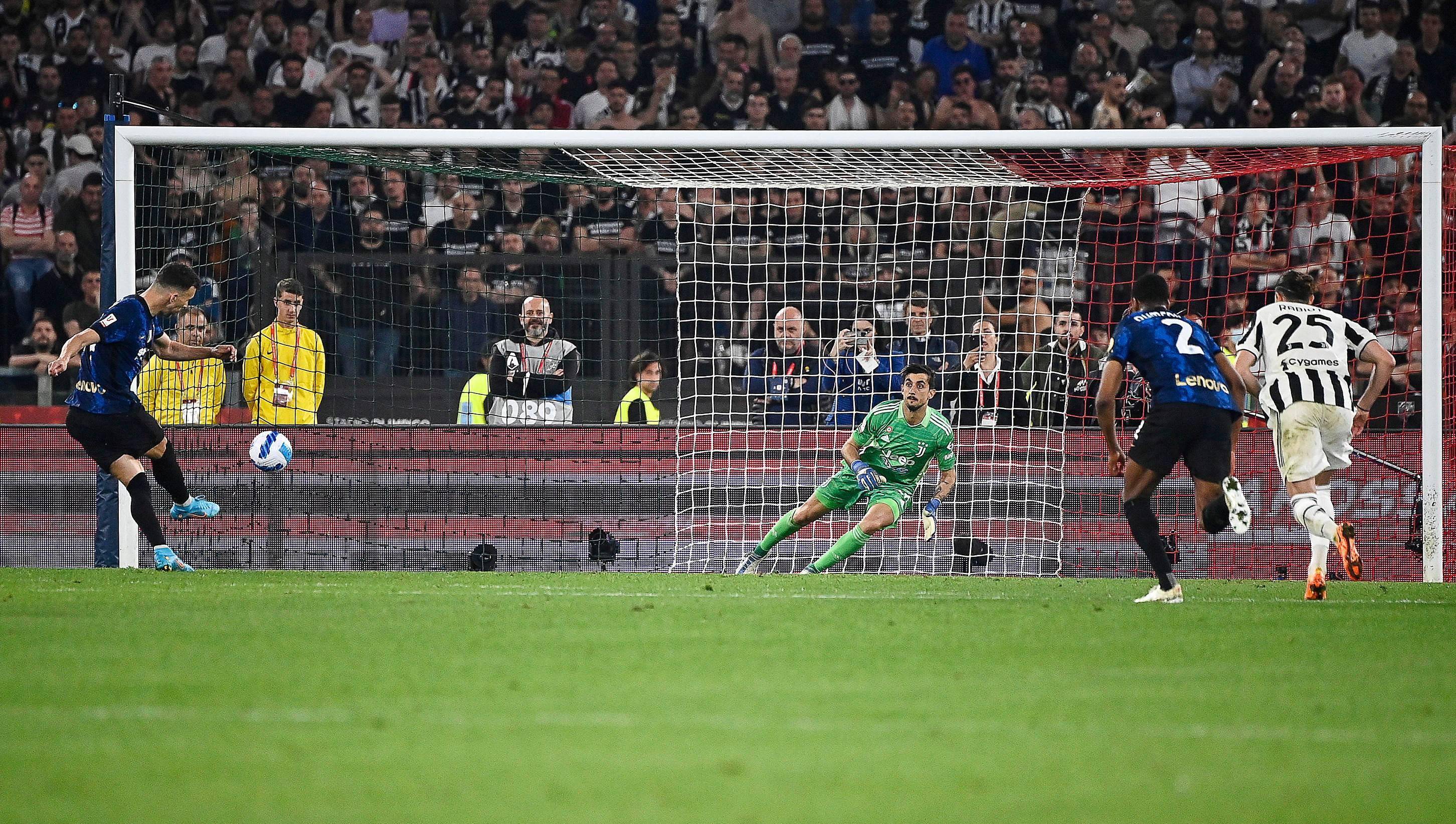 瓦伦西亚训练开放日，关键时刻内部沟通引欢呼，意大利杯在即，球队文化再被提及(西班牙瓦伦西亚美篇)-开云首页APP