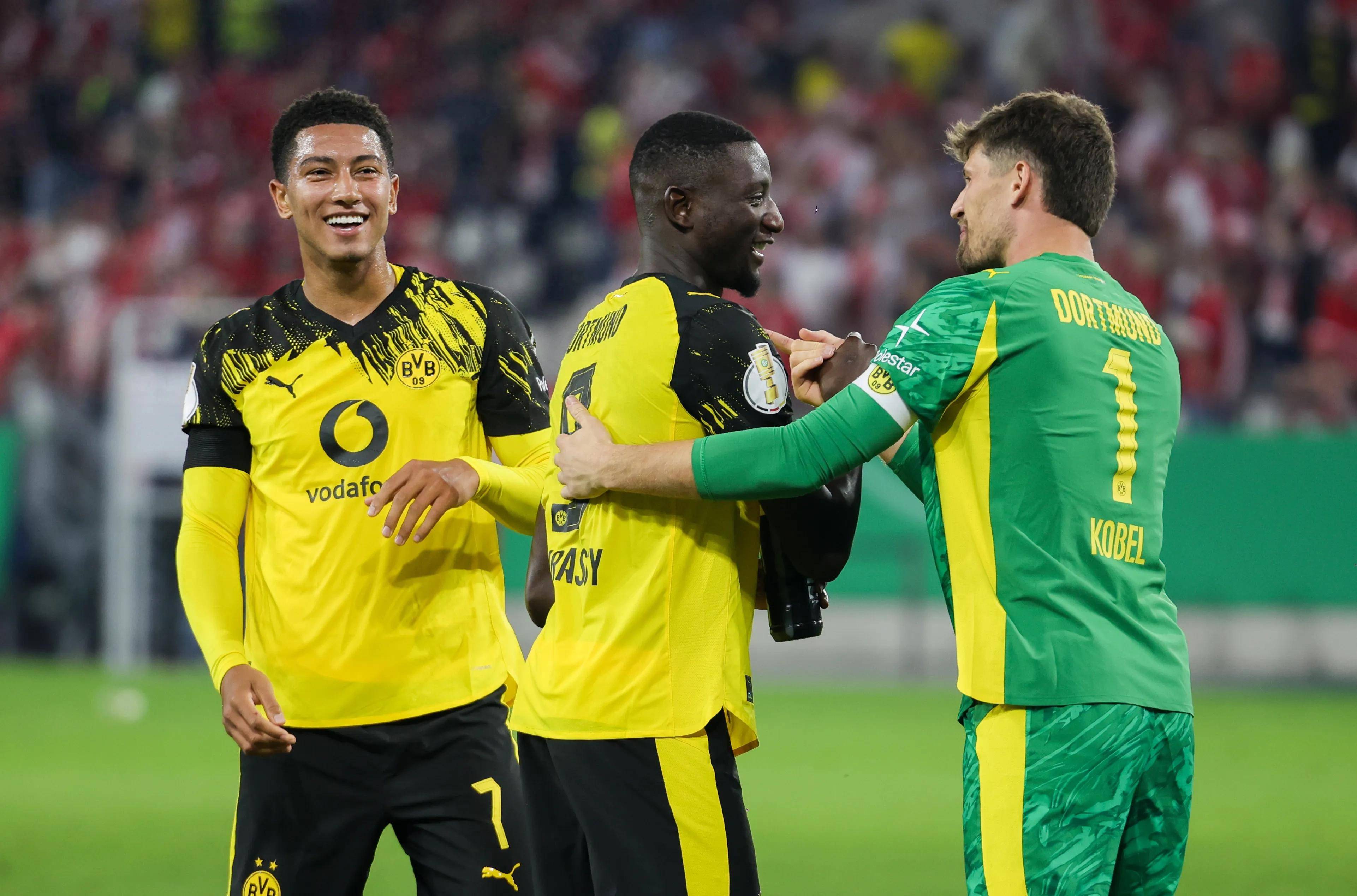 开云官网首页-多特蒙德迎德甲关键赛；加时末段内部沟通；态度坚定；赛程密集仍需轮换