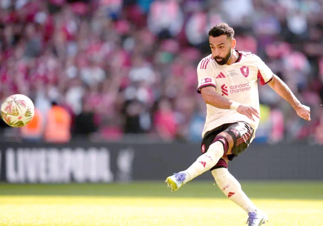 开云平台中国-社区盾倒计时,利物浦关键时刻回应争议,细节引发关注,更衣室稳定,轮换策略成焦点的简单介绍